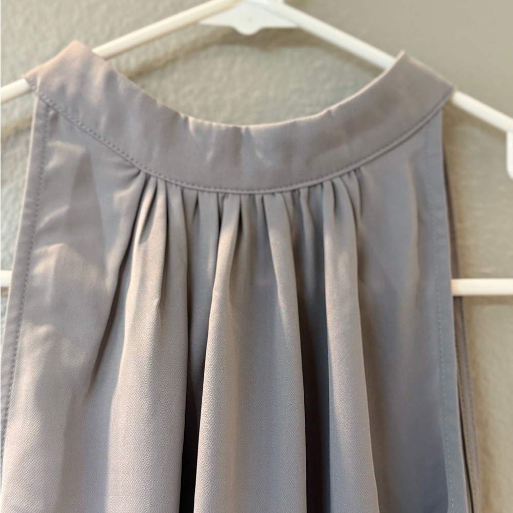 Halara Keyhole Back Halter Sleeveless Curved Hem Work Blouse in Sandalwood Gray - Picture 3 of 5